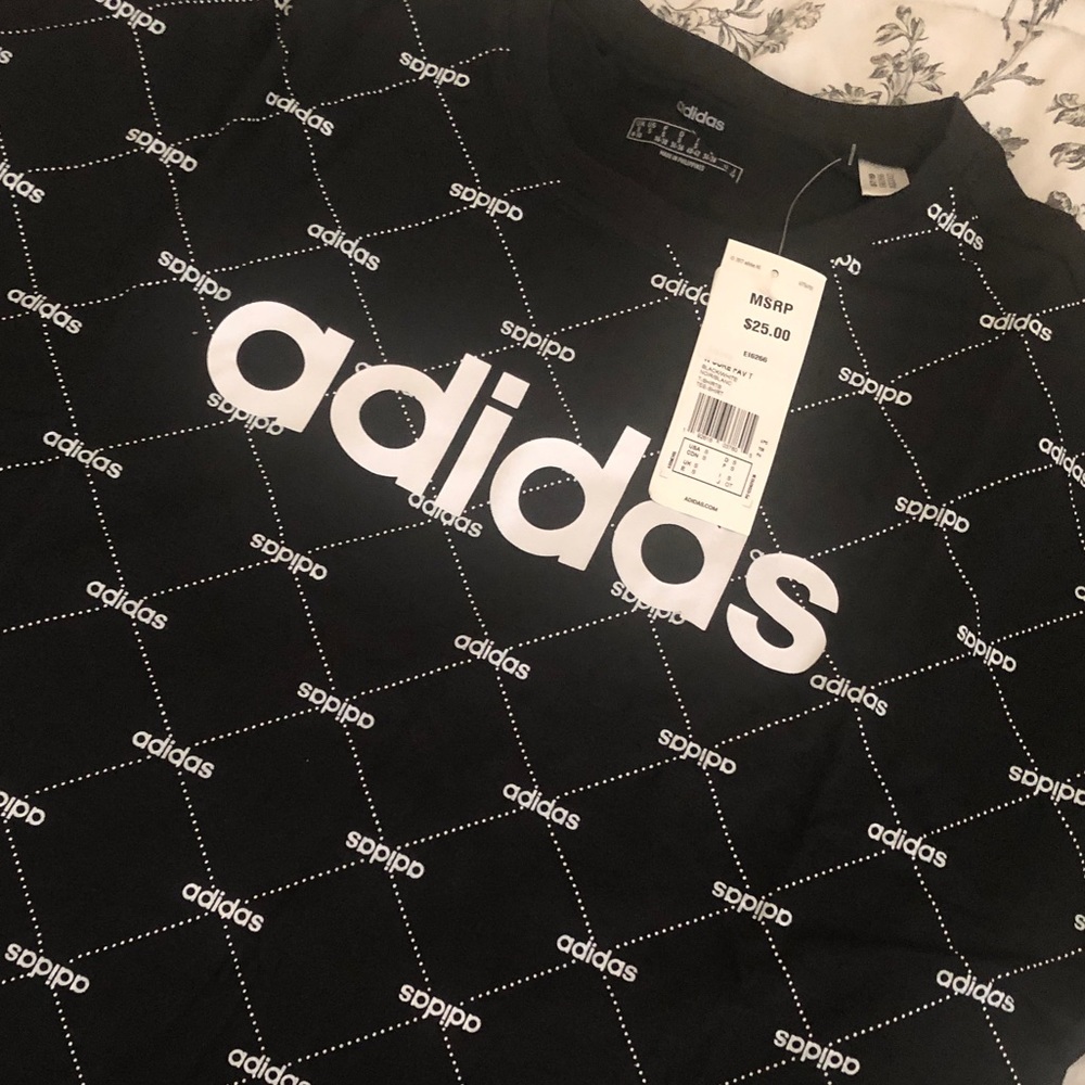 Adidas tee